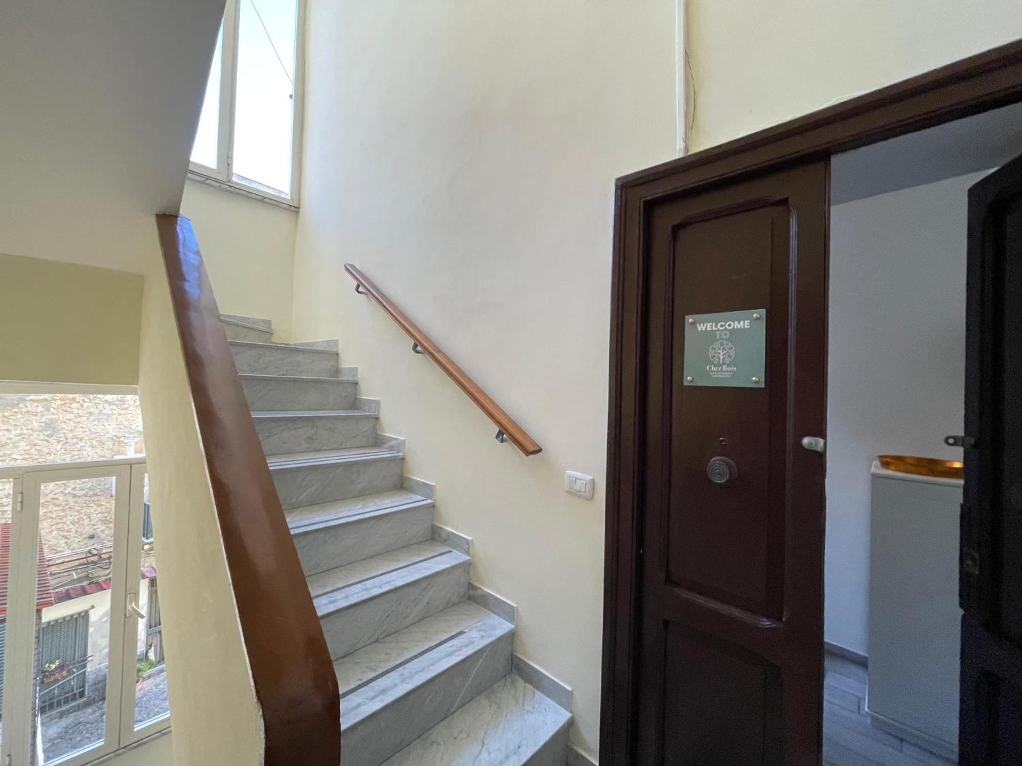Chez Bois - Suite Apartment Capodimonte เนเปิลส์ ภายนอก รูปภาพ