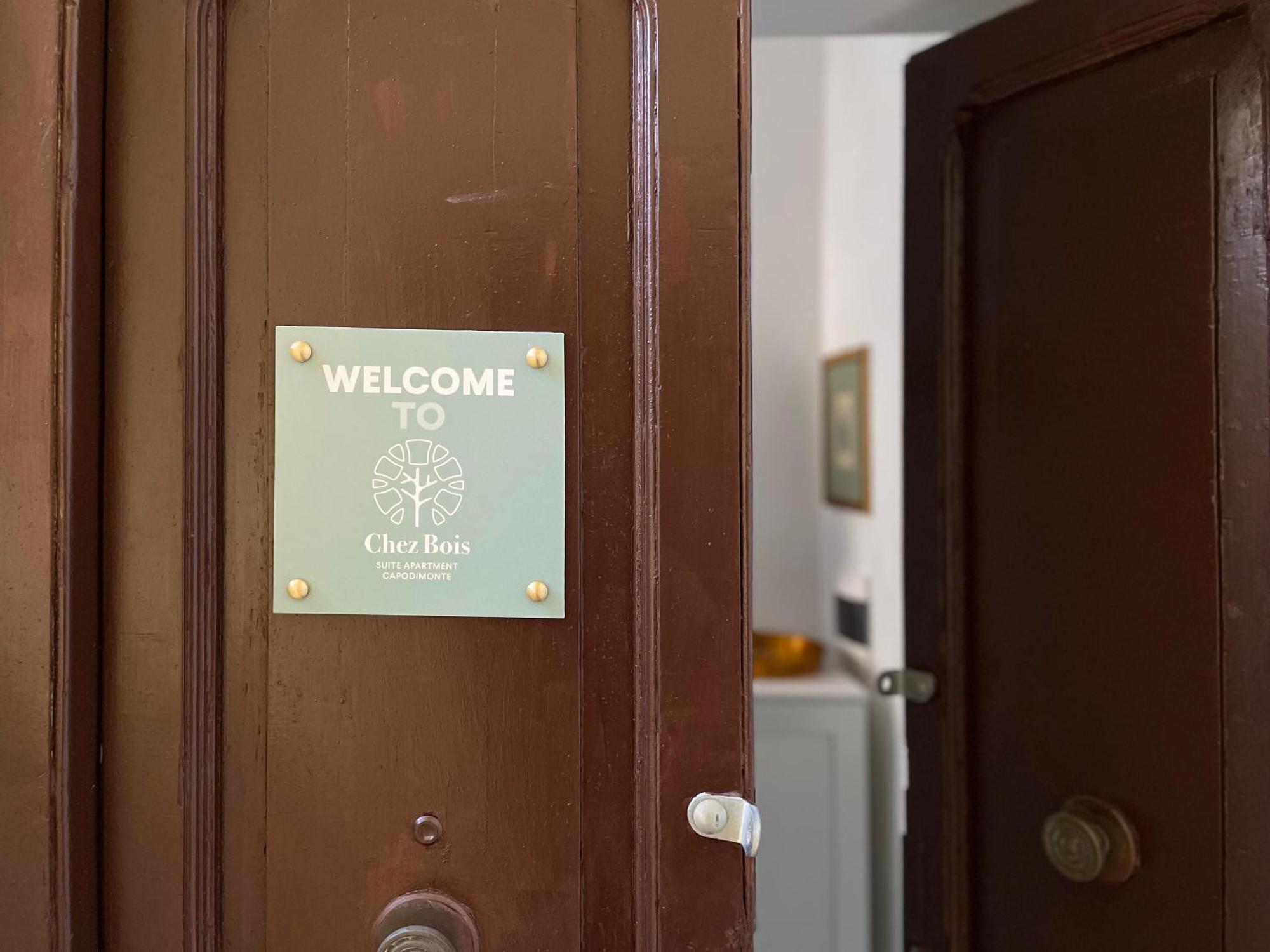Chez Bois - Suite Apartment Capodimonte เนเปิลส์ ภายนอก รูปภาพ