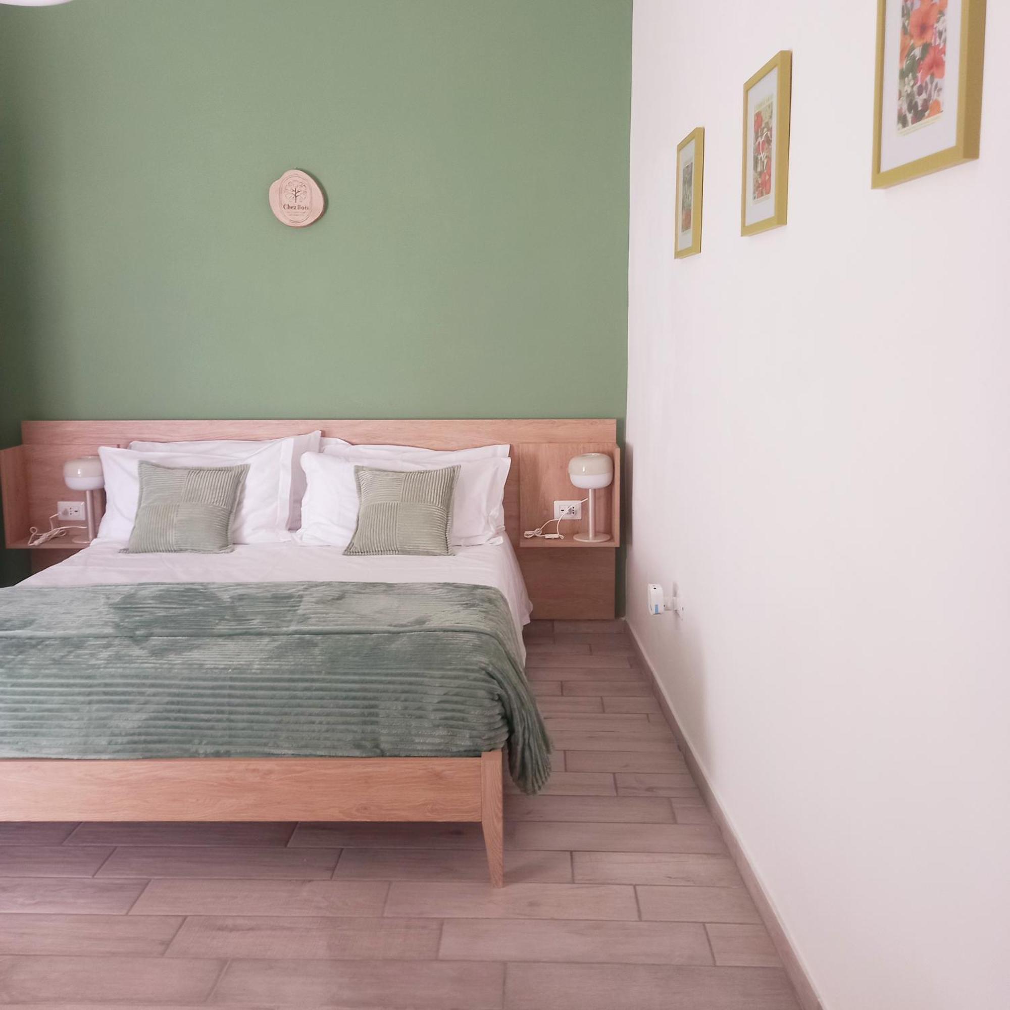 Chez Bois - Suite Apartment Capodimonte เนเปิลส์ ภายนอก รูปภาพ